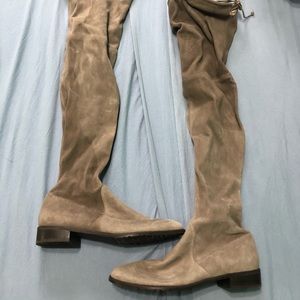 Thigh/knee high grey boots